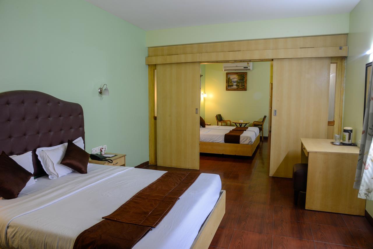 Отель Oyo 14933 Rpr Residency Ченнаи Экстерьер фото
